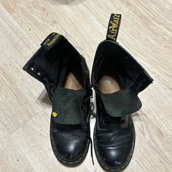 Dr martens size 8 - Picture 1 of 5